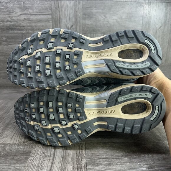 Nike Air Pegasus 2005 Men's size 8.5 Light Pumice Running Shoes HQ1173-001 - Picture 7 of 8